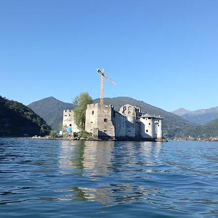 Apartment 200 Passi